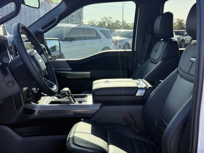 2025 Ford F-150 Platinum