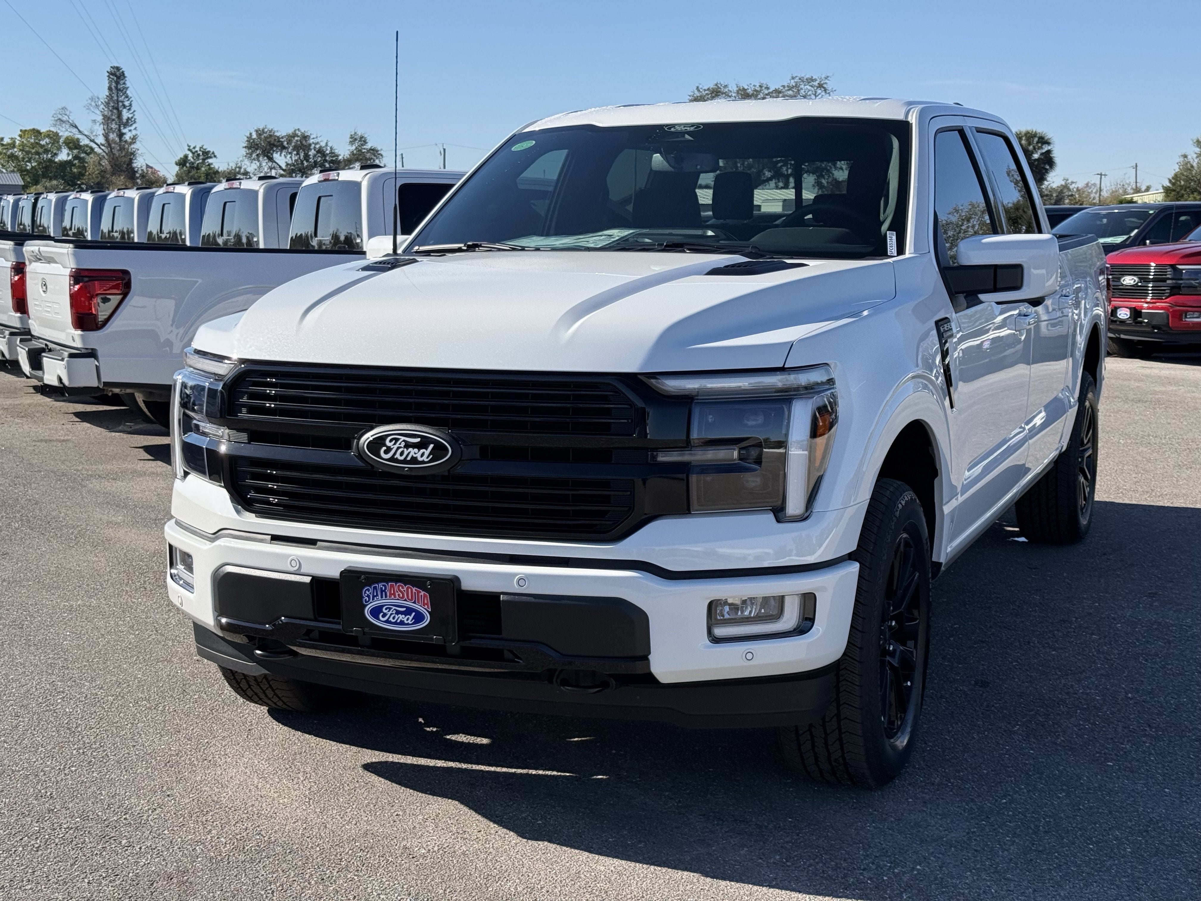 2025 Ford F-150 Platinum