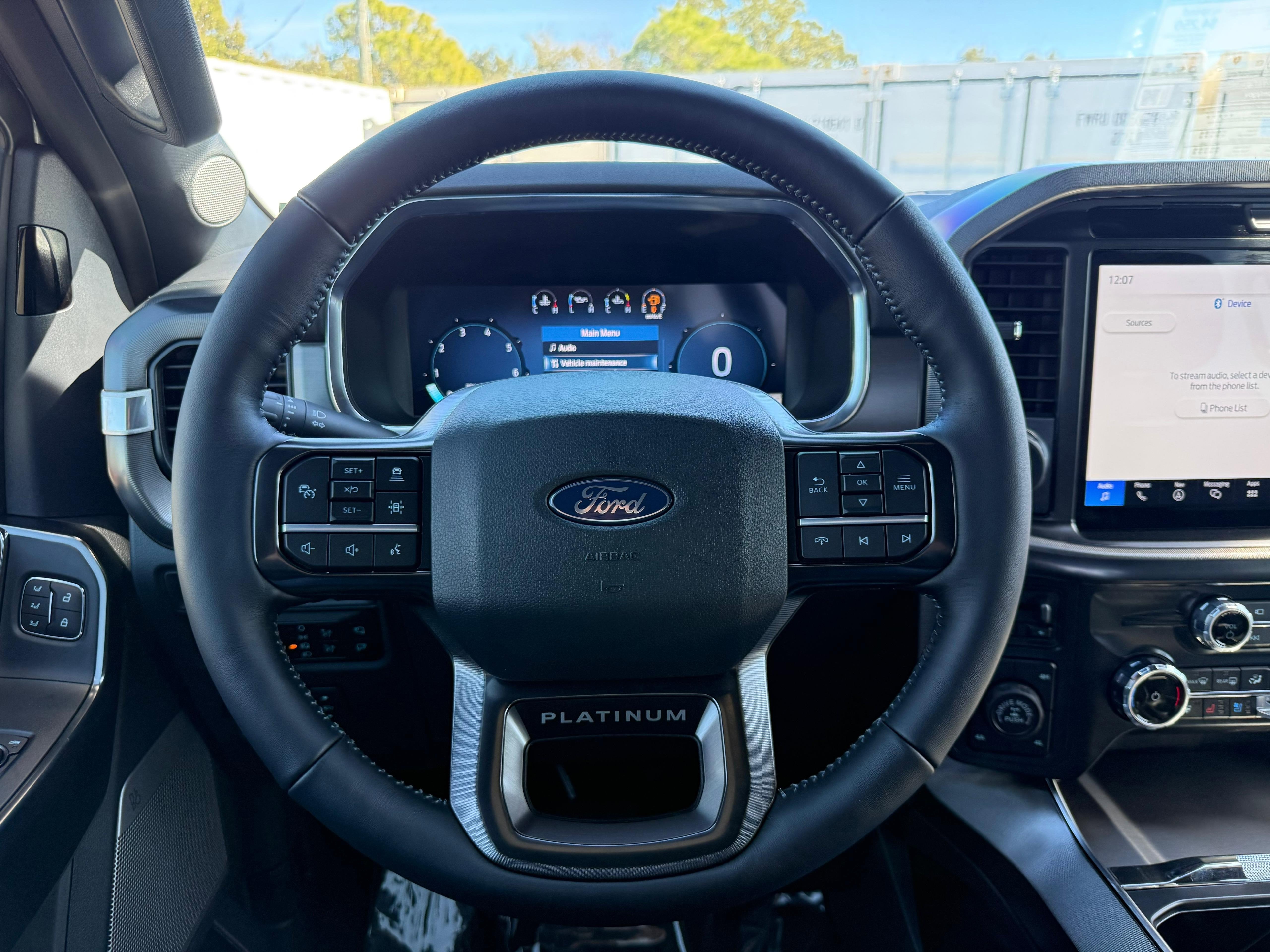 2025 Ford F-150 Platinum