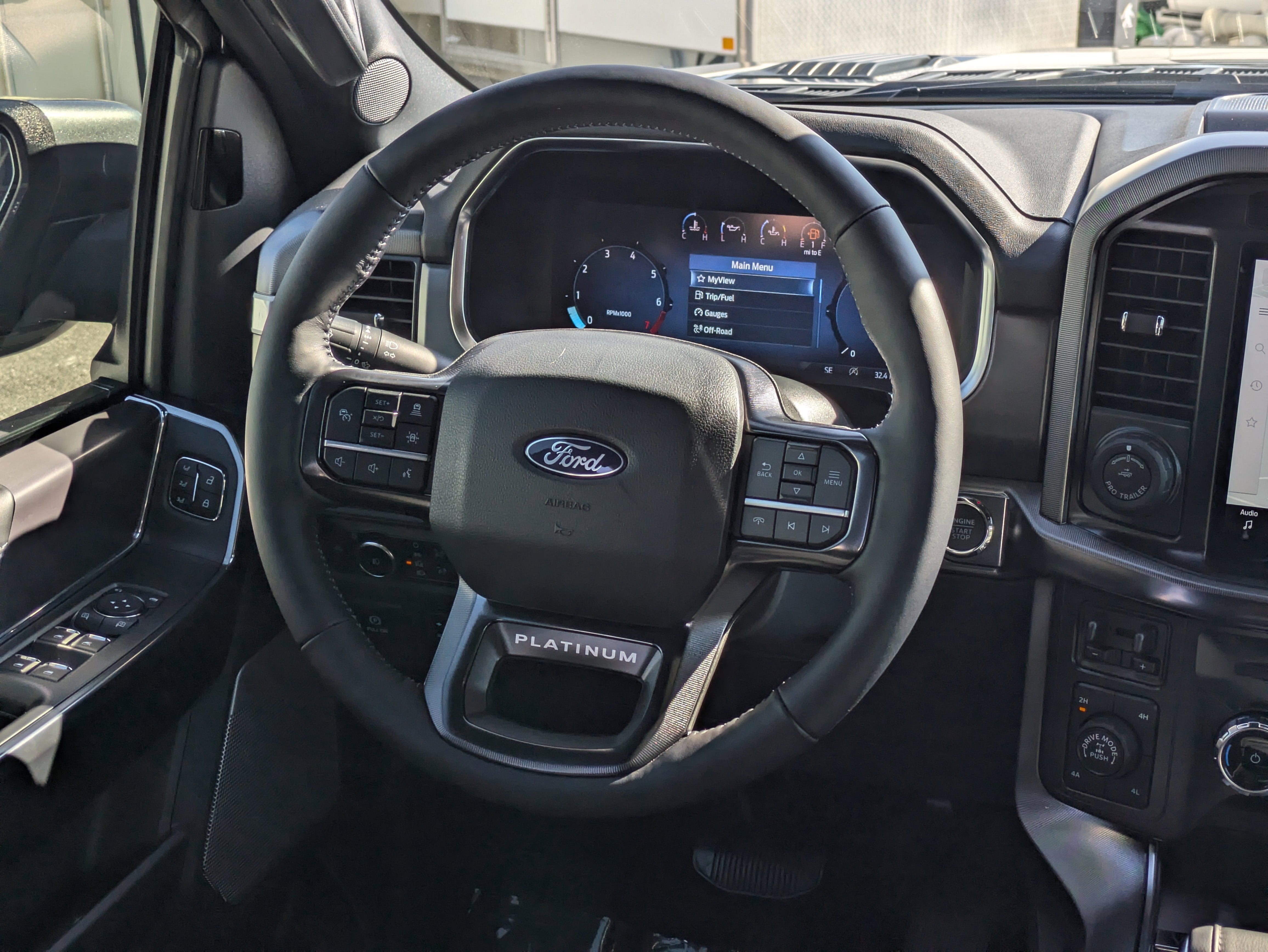 2025 Ford F-150 Platinum