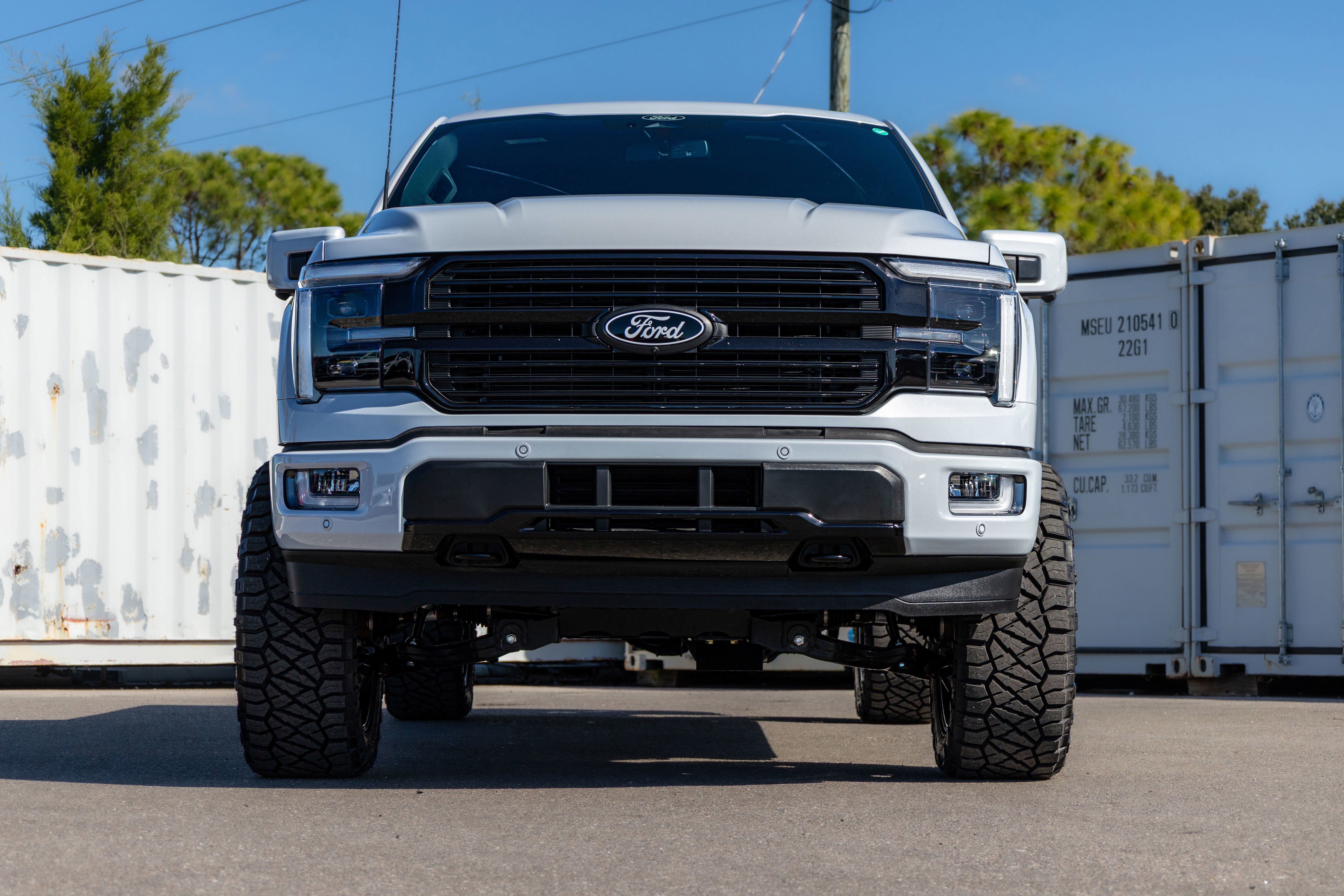 2025 Ford F-150 Platinum