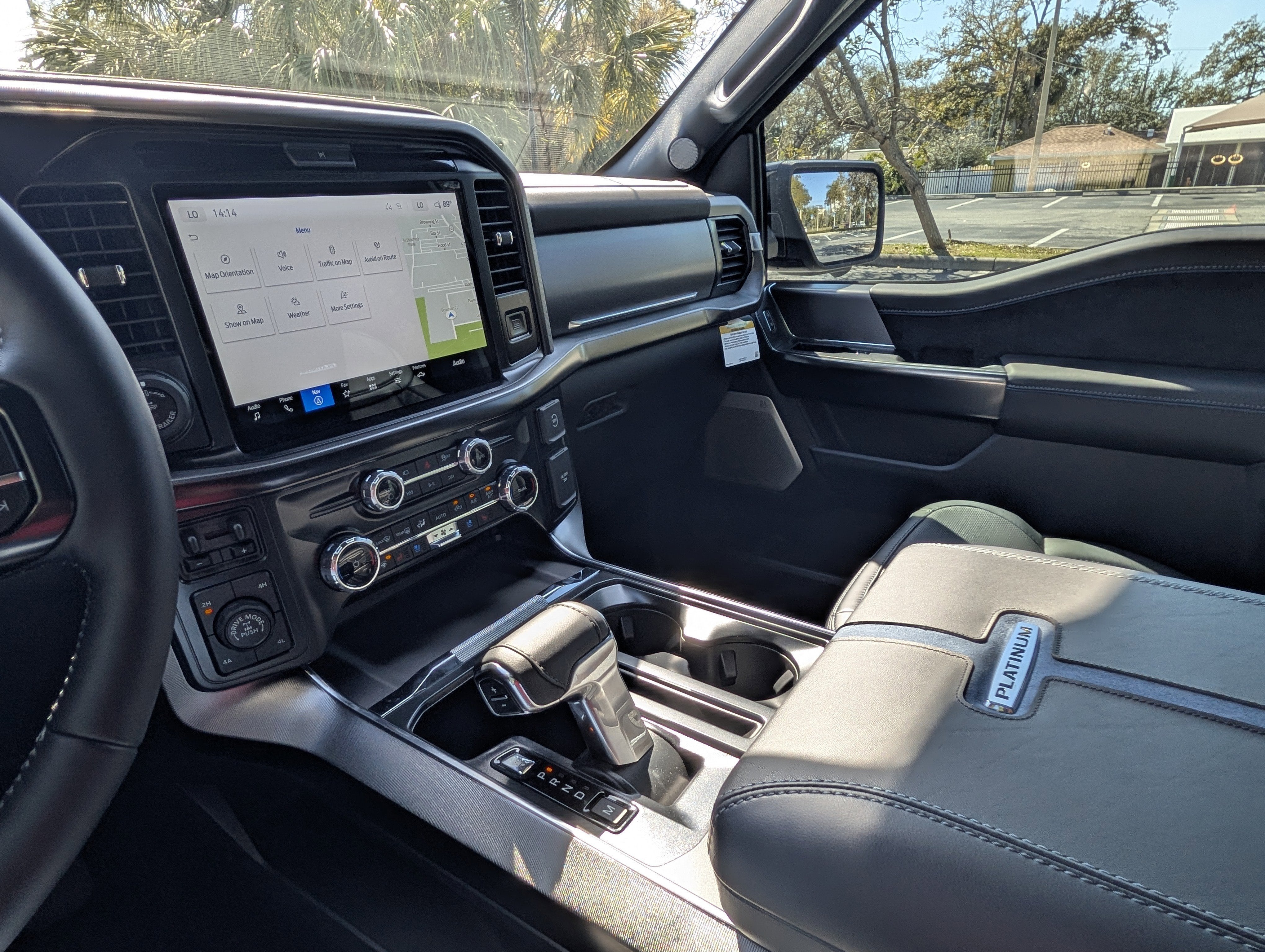 2025 Ford F-150 Platinum