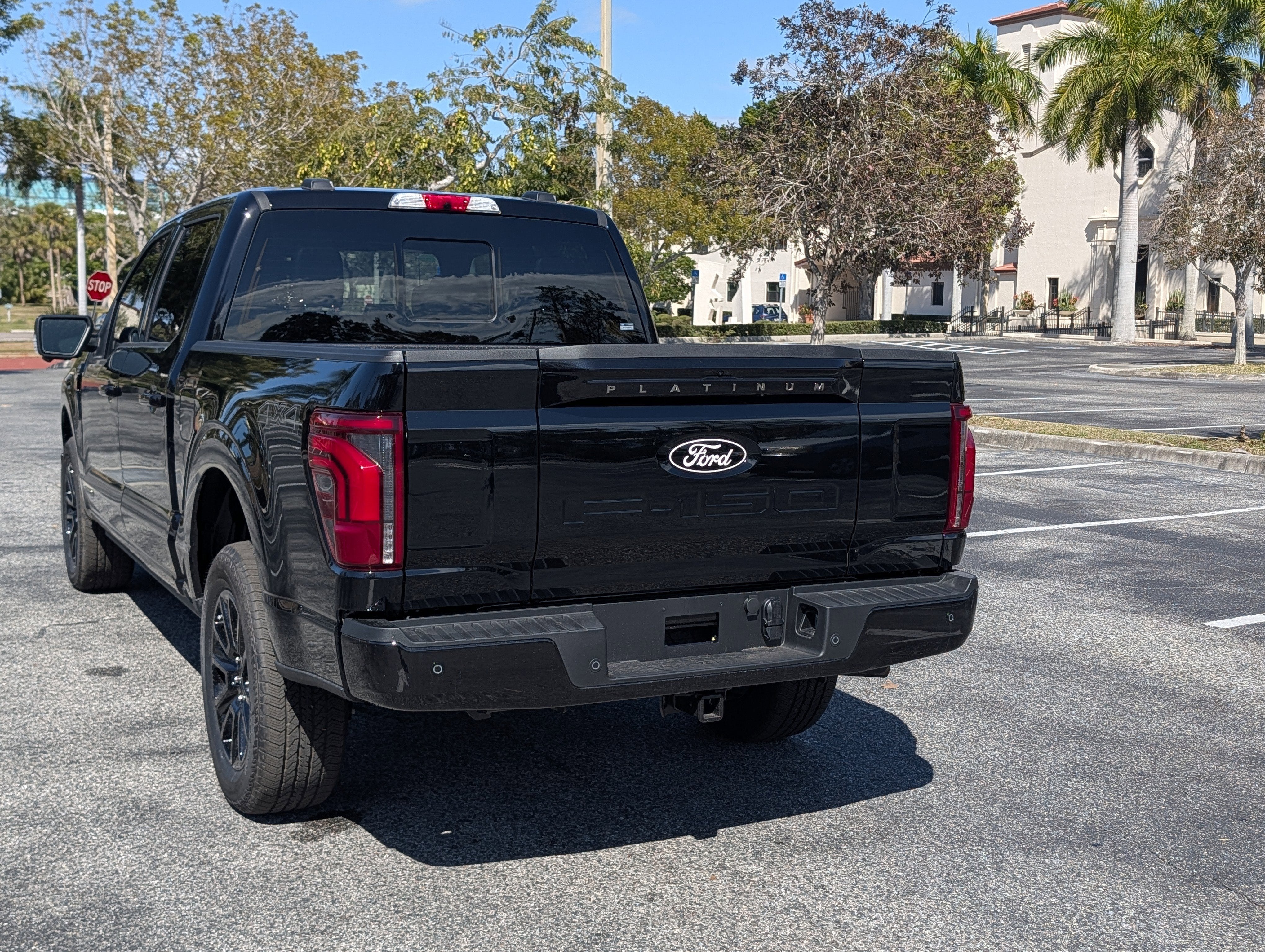 2025 Ford F-150 Platinum