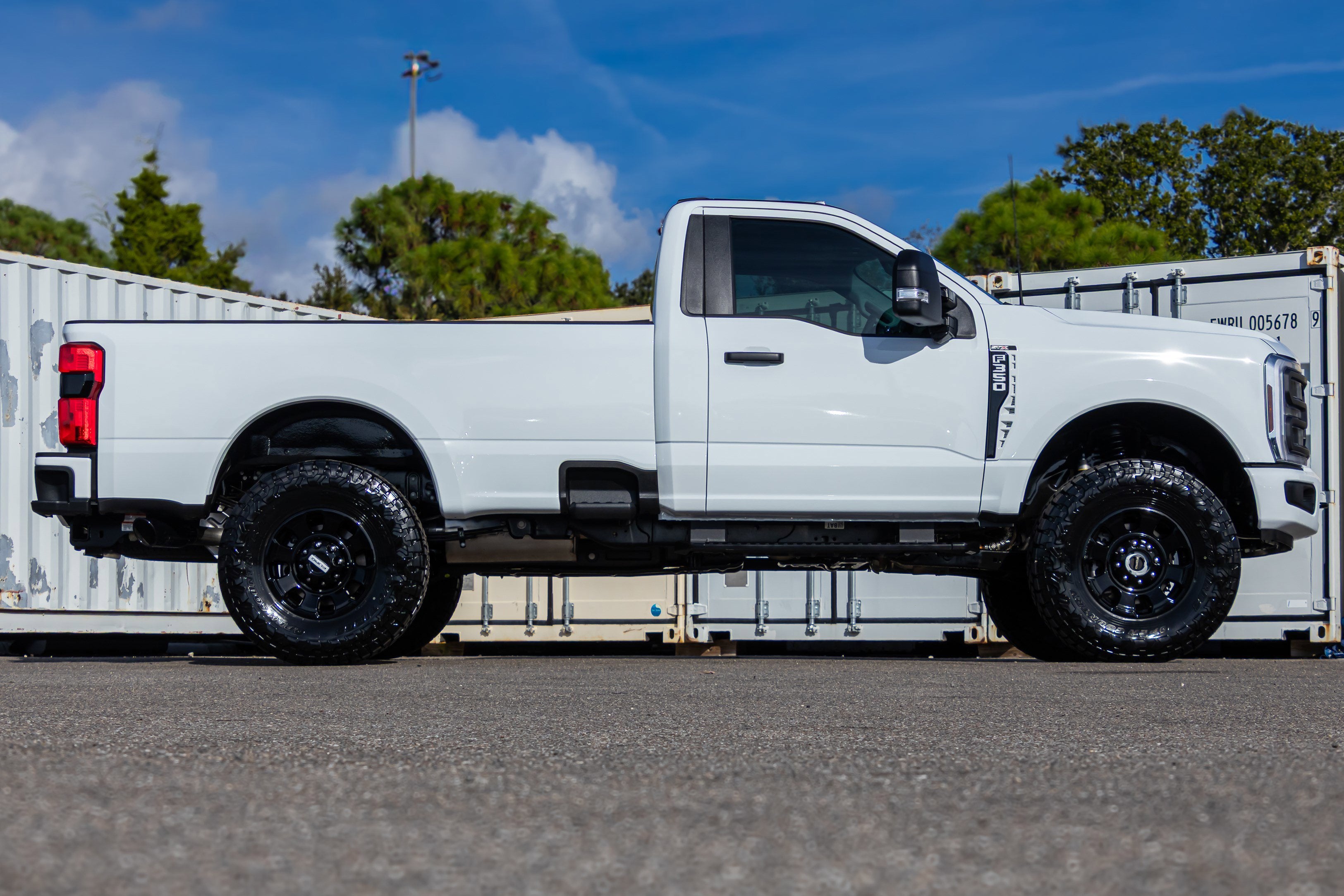 2025 Ford F-350SD XL