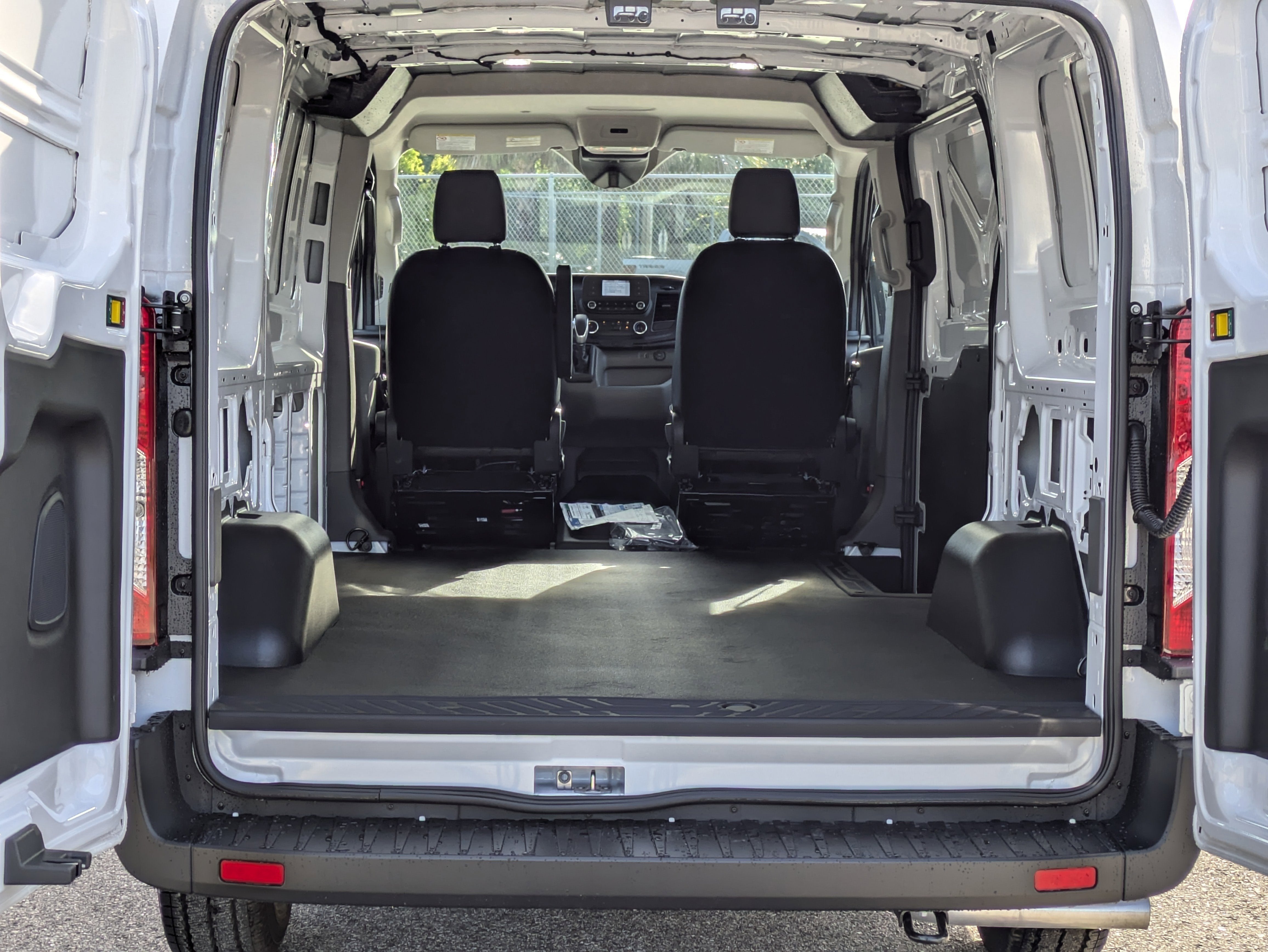 2025 Ford Transit Cargo Van Base