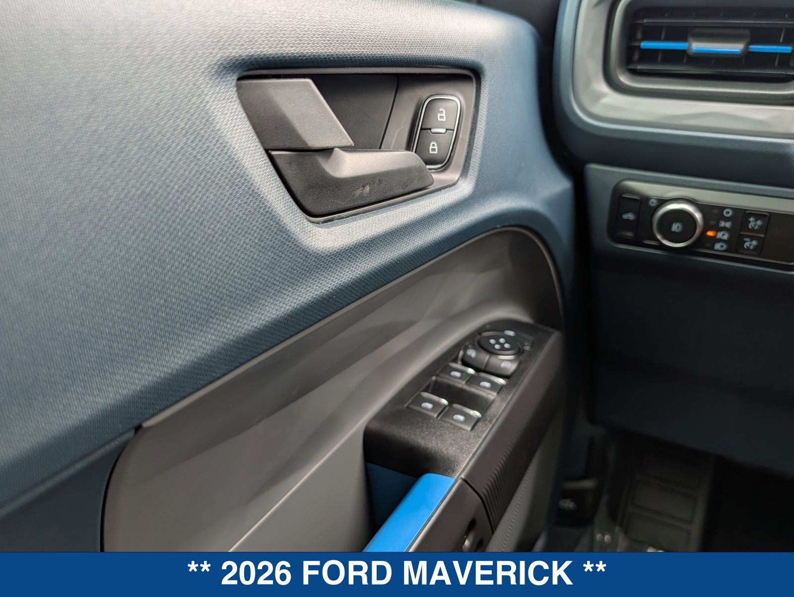 2026 Ford Maverick Lobo Standard