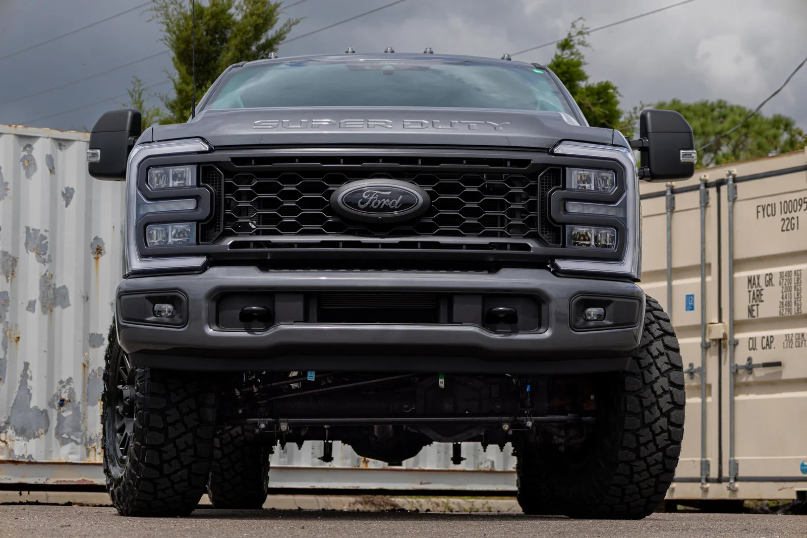 Ford F-250 Super Duty Tremor off-road package detail