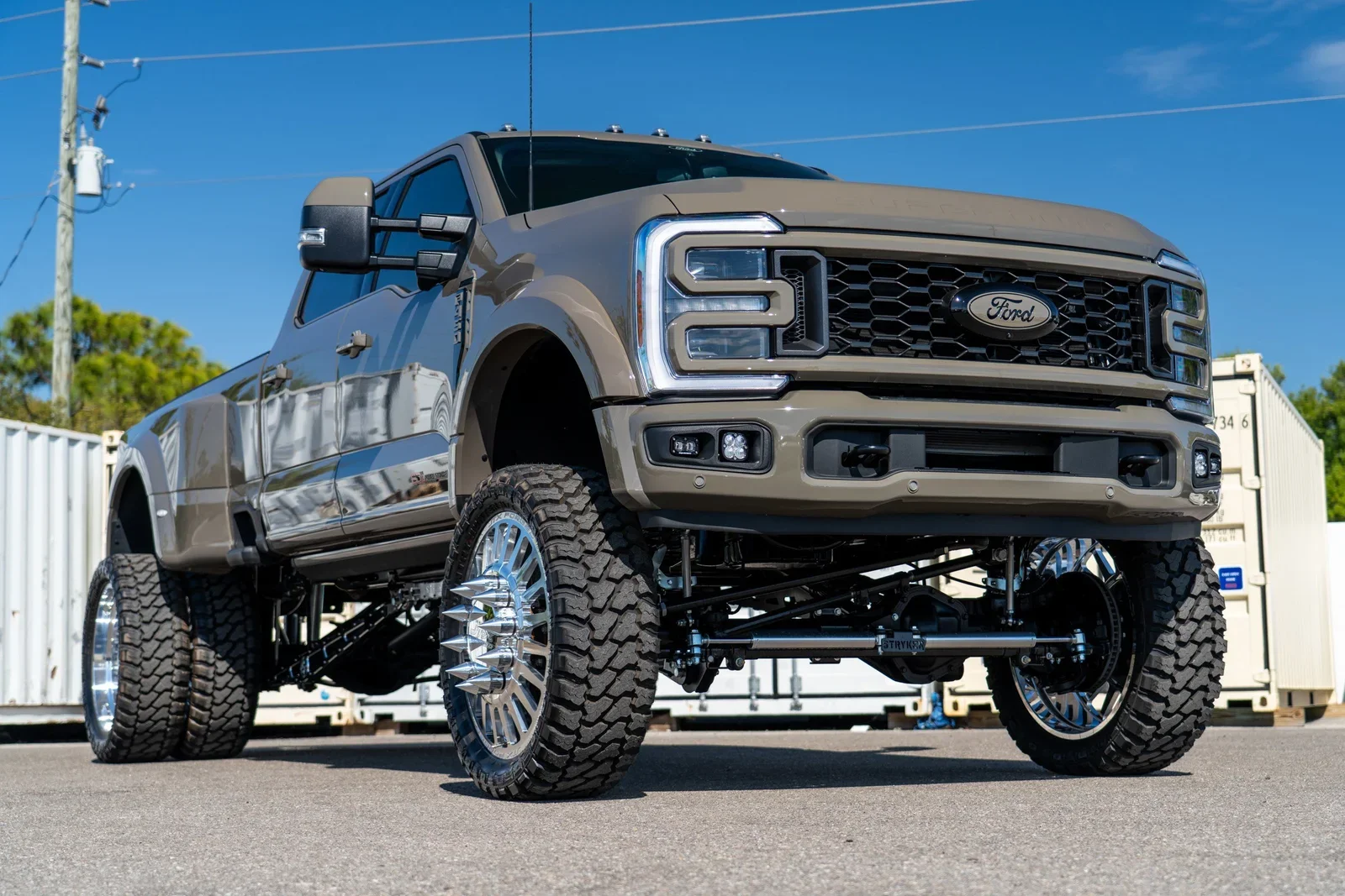 Custom Ford F-250